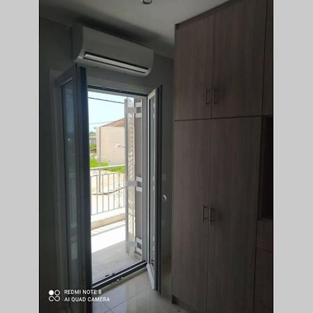 Вілла Just Constructed! Gastouni Екстер'єр фото