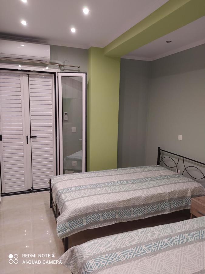 Вілла Just Constructed! Gastouni Екстер'єр фото