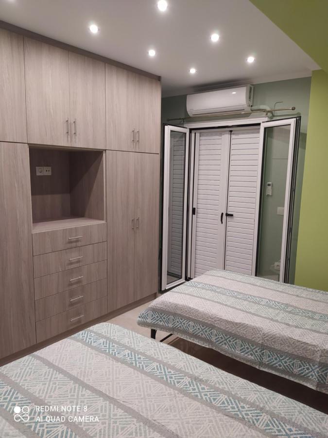 Вілла Just Constructed! Gastouni Екстер'єр фото
