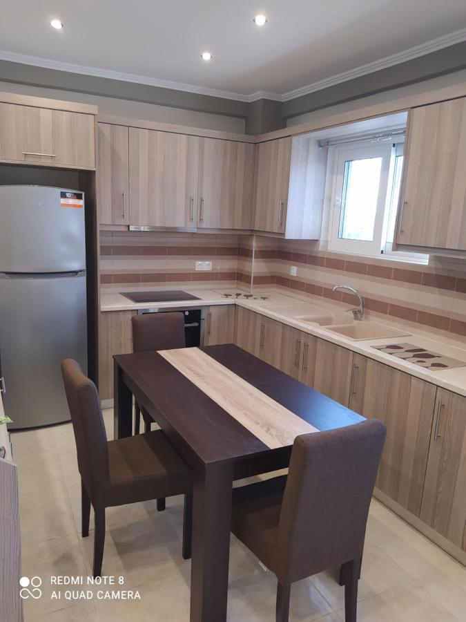 Вілла Just Constructed! Gastouni Екстер'єр фото
