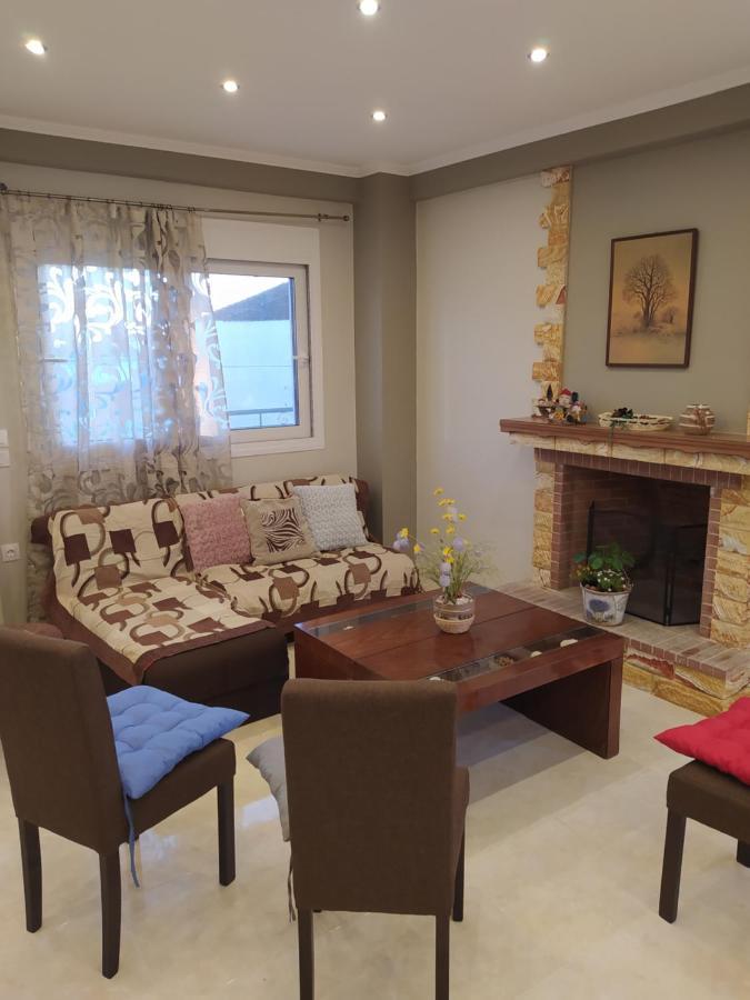 Вілла Just Constructed! Gastouni Екстер'єр фото