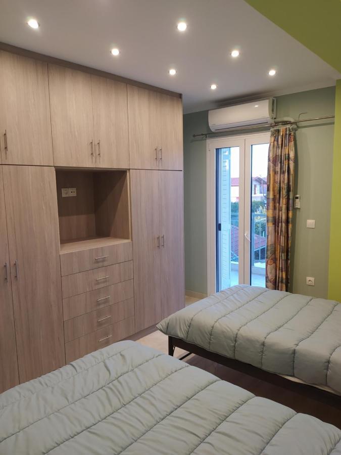 Вілла Just Constructed! Gastouni Екстер'єр фото