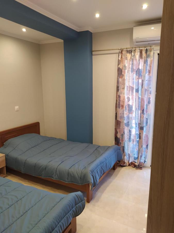 Вілла Just Constructed! Gastouni Екстер'єр фото